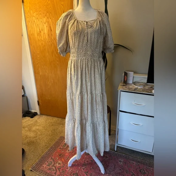 Anthropologie Cream Polka-Dot Puff-Sleeve Tiered Maxi Dress - Picture 7 of 9